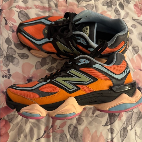 New Balance Orange and Black Athletic Shoes - Picture 8 of 9
